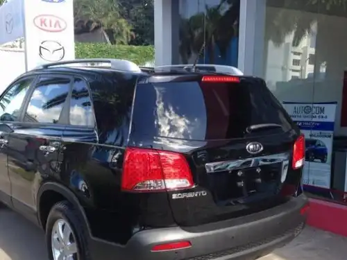 Kia Sorento LX 2011