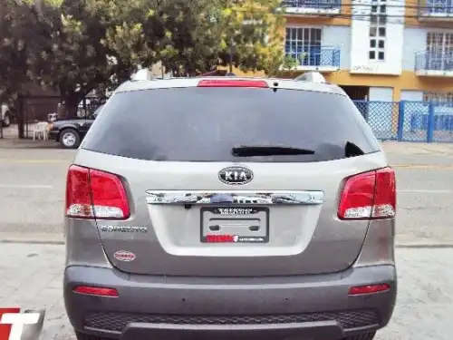 Kia Sorento2011