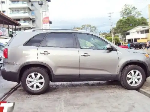 Kia Sorento2011