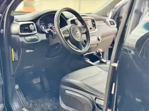 Kia sorento 2016 LX 4x2 2 filas 