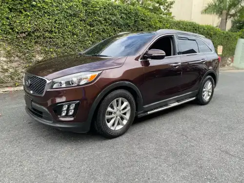 Kia sorento 2016 LX clean carfax impecable financiamiento disp.