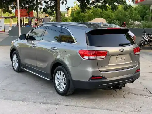 Kia sorento 2016