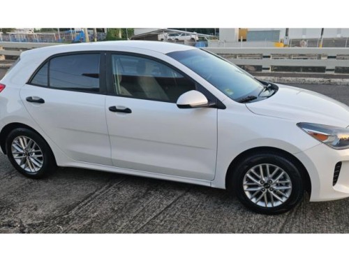 Kia rio quinto hatchback GDI SPORT