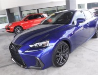 LEXUS IS300 F SPORT 2019 EQUIPADO