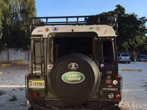 Land Rover Defender  2008