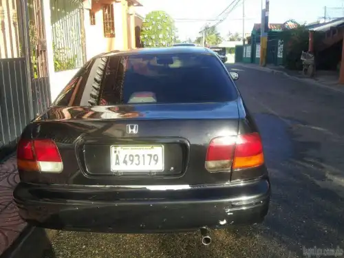 Las Piezas Del Motor De Honda Civic 2000Desarmado, 