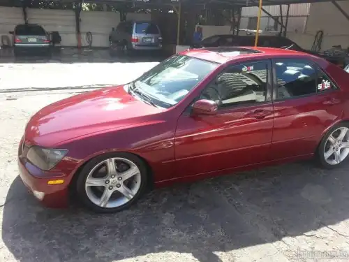 Lexus Is300 2001 carro en venta