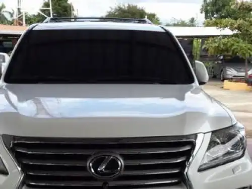 Lexus LX 570 2010