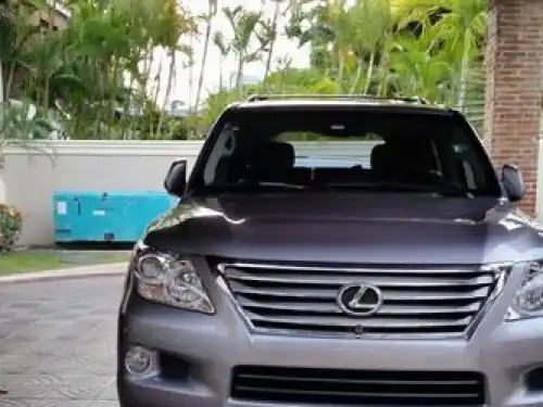 Lexus LX 570 2011