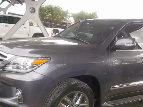 Lexus LX 570 2013