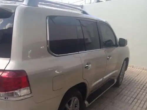 Lexus LX 570 2013