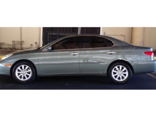 Lexus ES 330 2005$8,999 omo