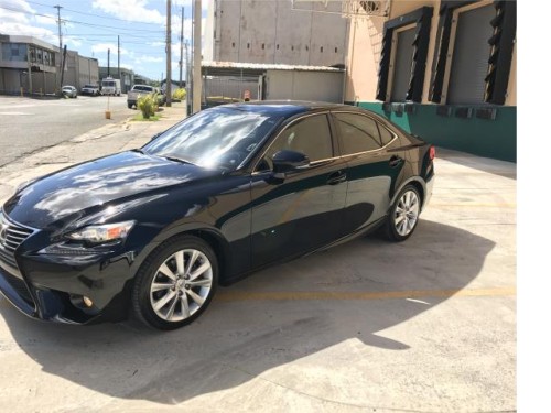 Lexus IS250 2014 en perfectas condiciones