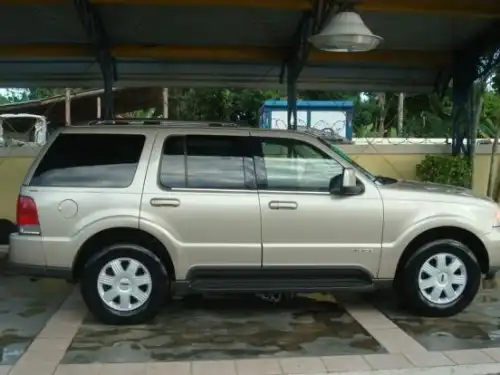 Lincoln Navigator2005