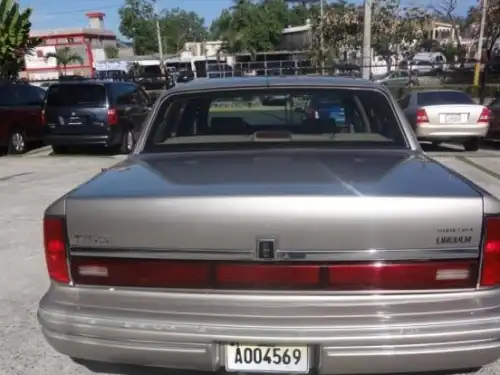 Lincoln Town Car1994