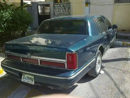 Lincoln Towncar  1995 Gas 