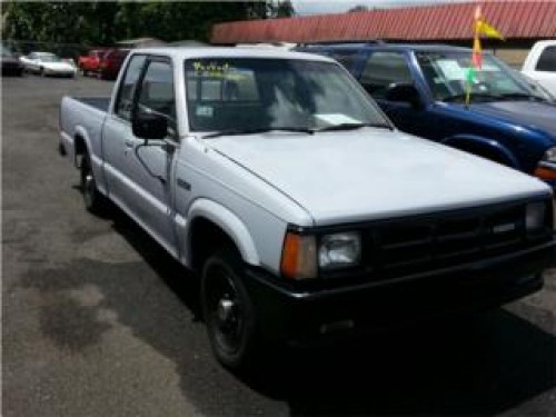 MAZDA B 2000 1987