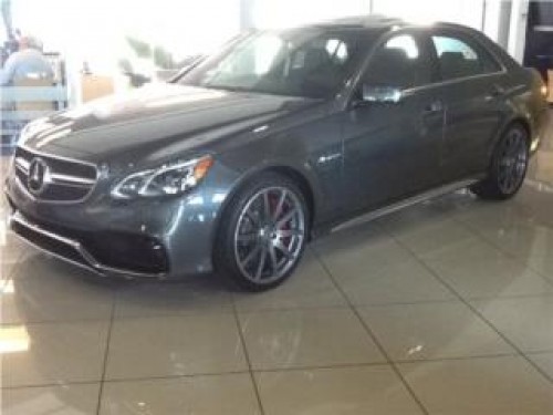 MBenz E63 S AMG 2014577HP V8 Bi turbo