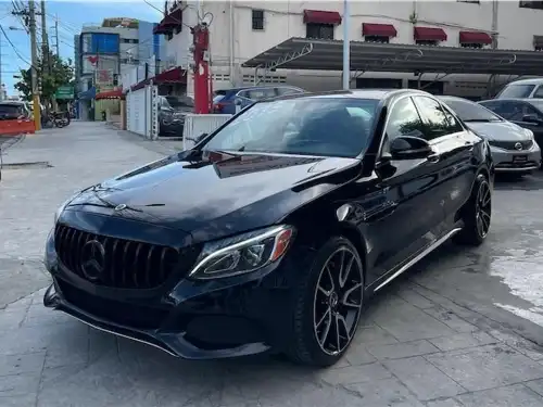 MERCEDES BENZ 2015 C300 4Matic OFERTAA