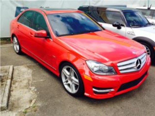 MERCEDES BENZ C250POCAS MILLASCLEAN