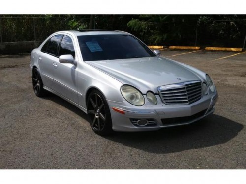 MERCEDES BENZ E 350 2008 SOLO 60K MILLAS