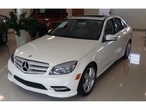 MERCEDES C 300 2011 BLANCO INMACULADO