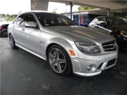 MERCEDES C-63 AMG 2009 COMO NUEVO