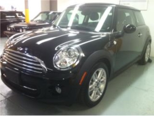 MINI COOPER2013 AL .90% PAGA $399