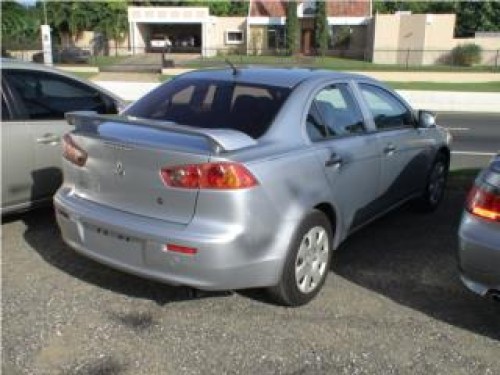 MITSUBISHI LANCER 2009 COMO NUEVO