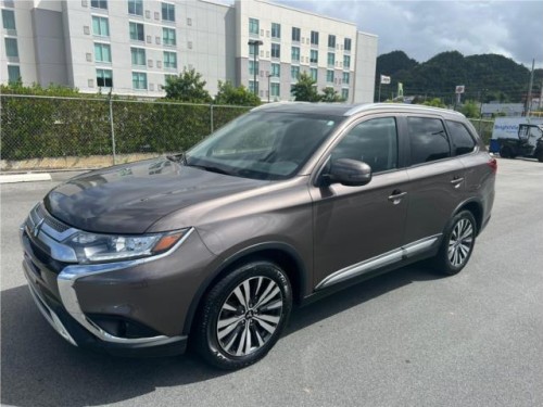 MITSUBISHI OUTLANDER 2018