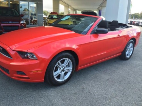 MUSTANG 2014 CONVERTIBLE