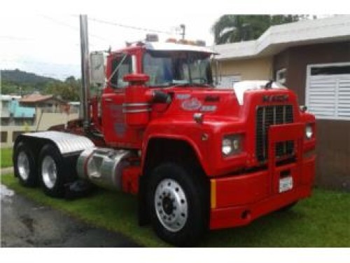 Mack Remolque R688 ST