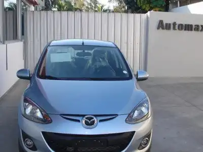 Mazda 2  2014