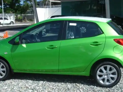 Mazda 2  2014