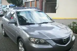 Mazda 3  2005
