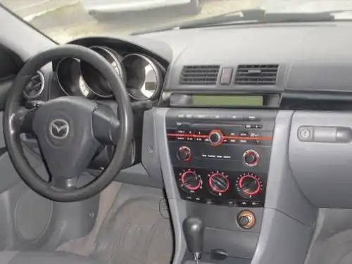 Mazda 3  2008