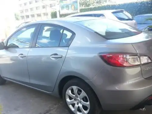 Mazda 3  2010
