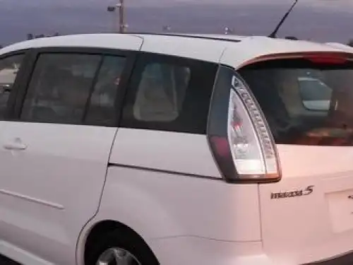 Mazda 5 Touring 2009