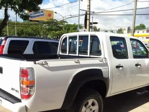 Mazda BT-50  2012