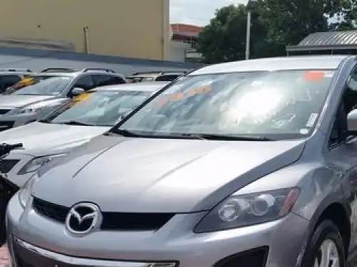 Mazda CX-7  2010