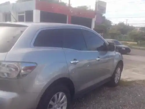 Mazda CX-7  2011