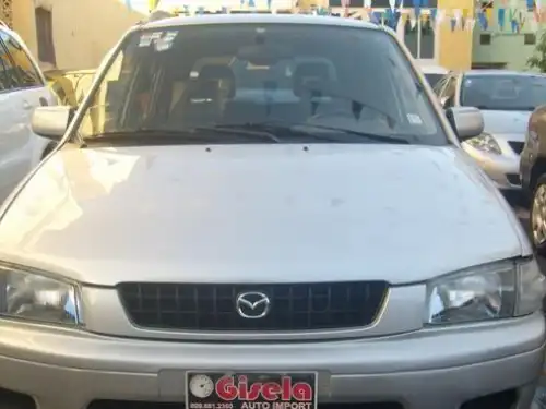 Mazda Demio  2002