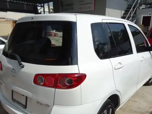 Mazda Demio  2006