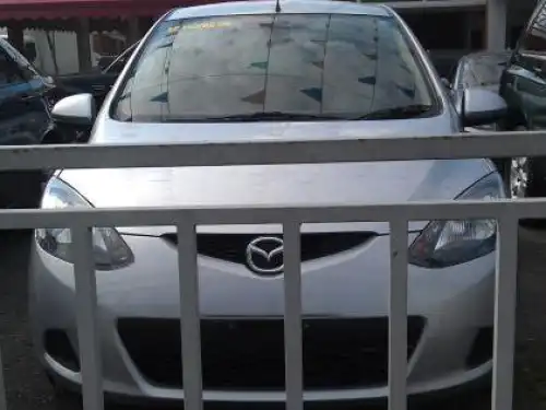 Mazda Demio 09 Gris 4Cilindros Exelentes Condicion