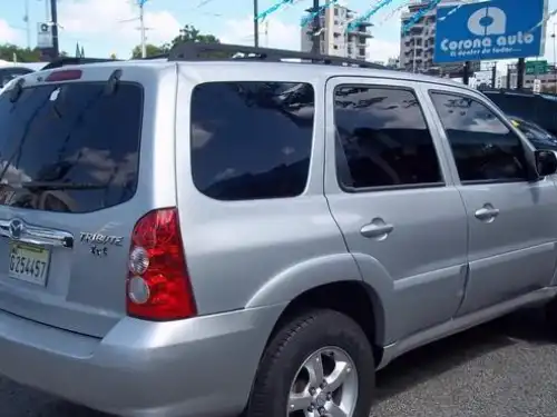 Mazda Tribute  2006