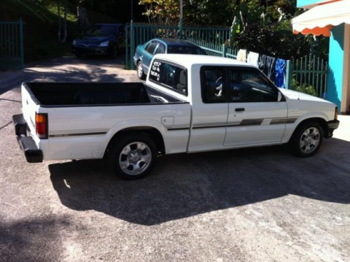 Mazda B2200 1992 Como Nueva