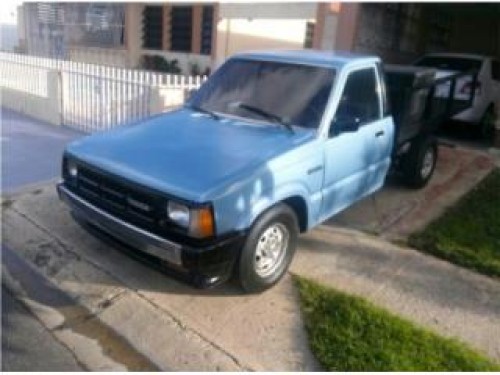 Mazda B2200 en exelentes condiciones