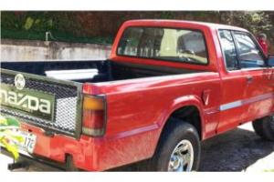 Mazda B2600 2300 cabina y media 4x4