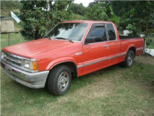 Mazda pickup b2200 90 cabina y media 3,400