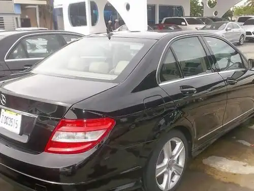 Mercedes-Benz Clase C 300 2010